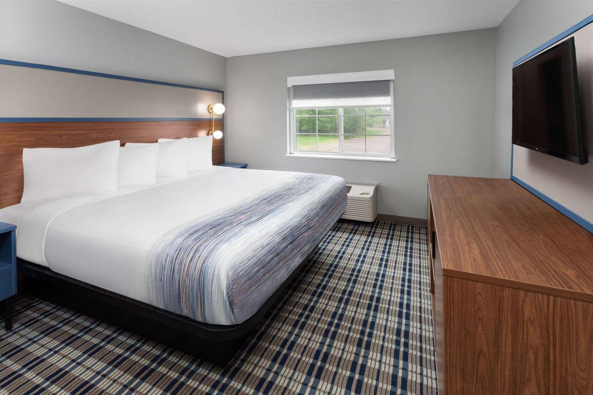 Americinn By Wyndham Eagle River Downtown Dış mekan fotoğraf